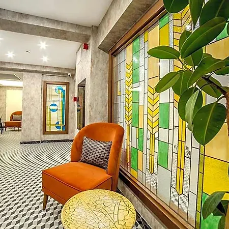 Center Hill Hotel 3*