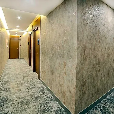 Center Hill Hotel 3*