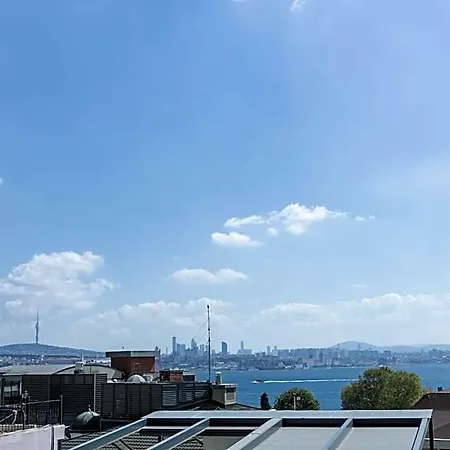 Hotel Center Hill 3*